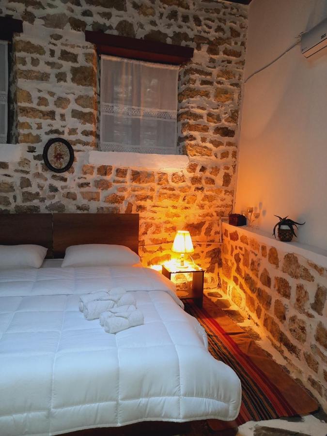 Gorica'S Bridge Hotel Berat Eksteriør billede