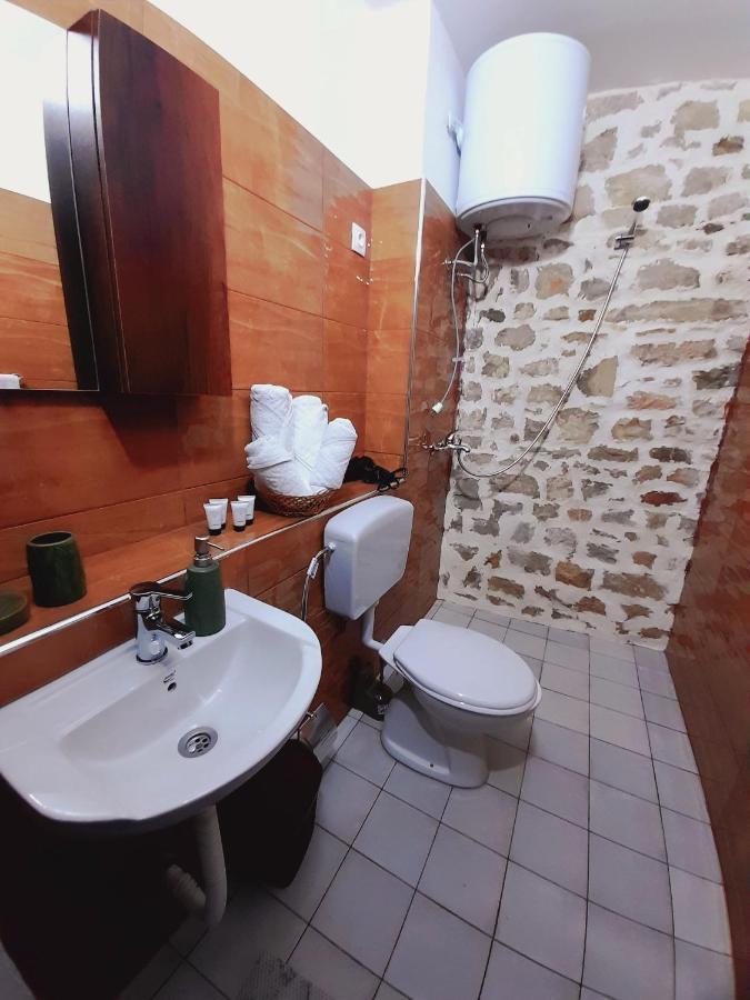Gorica'S Bridge Hotel Berat Eksteriør billede