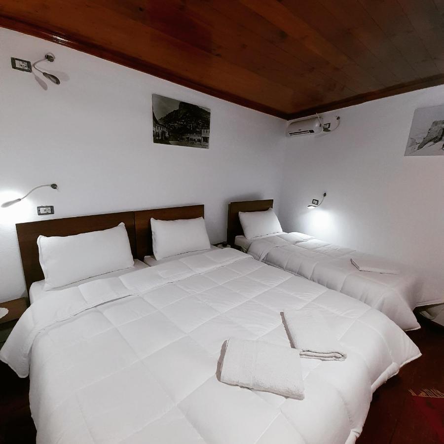 Gorica'S Bridge Hotel Berat Eksteriør billede